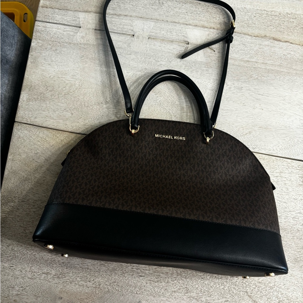 Large Michael Kors bag